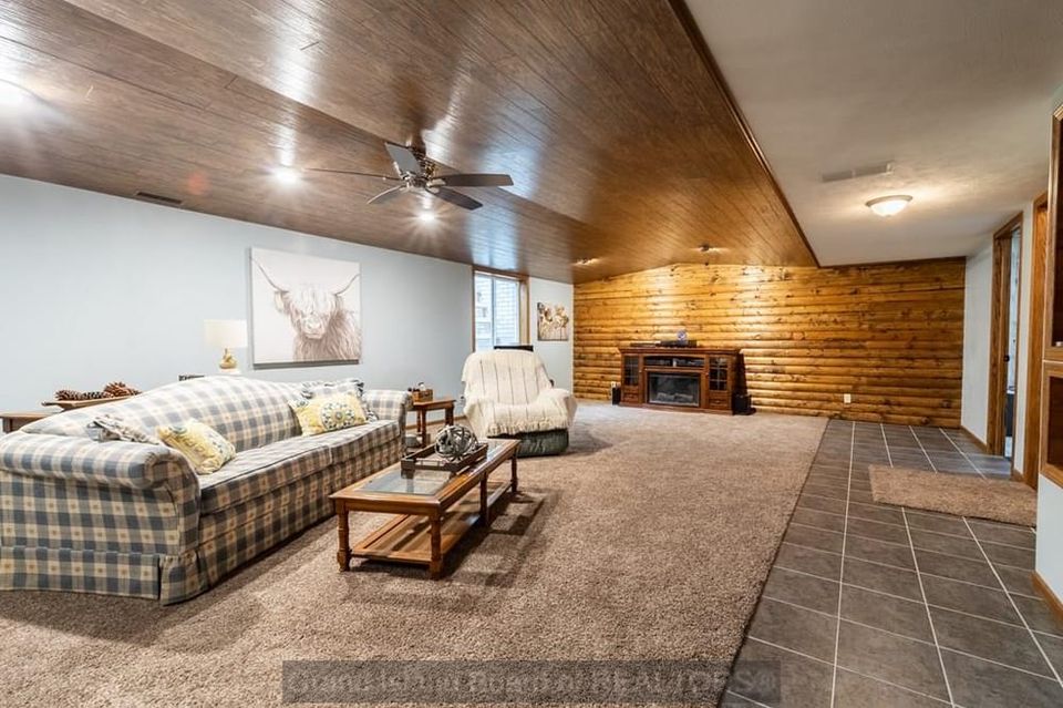 817 esther st fullerton ne c 6