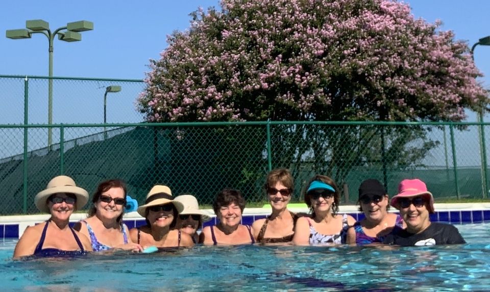 Wateraerobicsphoto