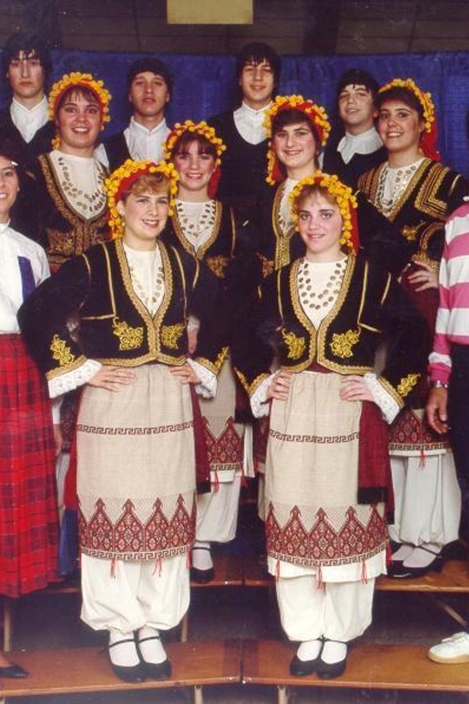 Photos 1987 fdf mi group pose 294
