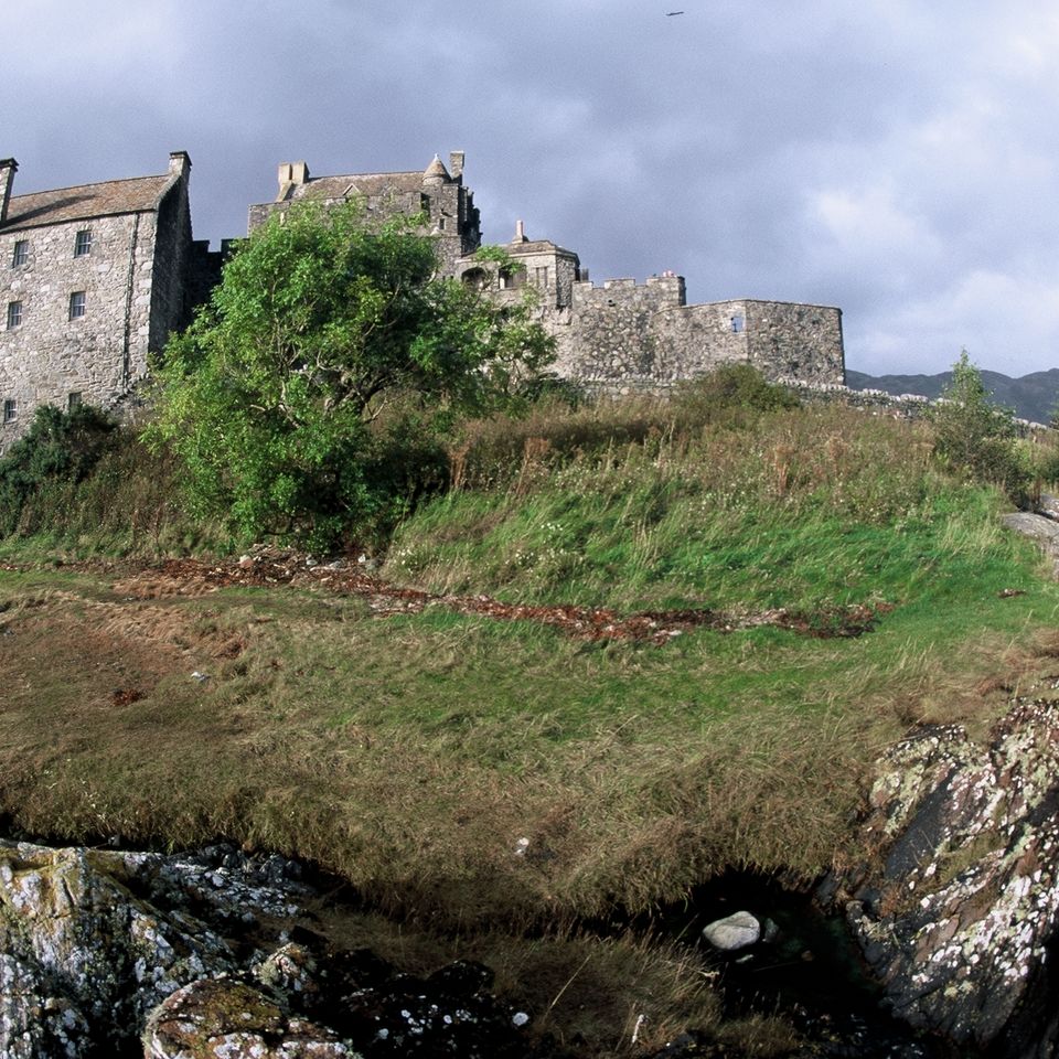 Chuckgraham eileandonancastle img00520160712 1829 1pzgg7t