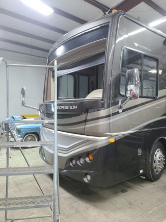 RV inside Repair That Glass undergoing professional windshield replacement.