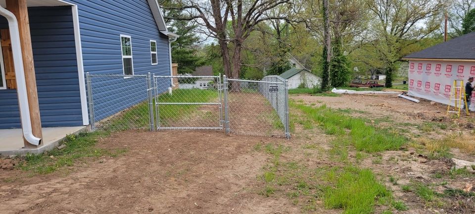 Residential chain link fence
