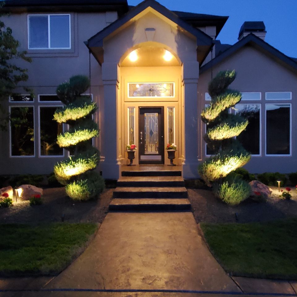 Beautiful front entrance lighting in boise id