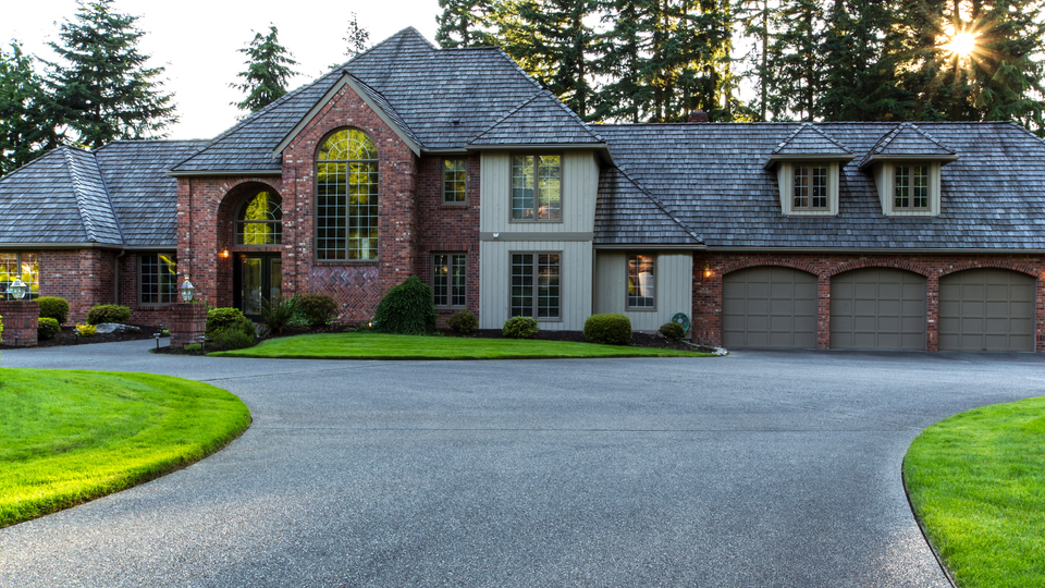 Asphalt vs concrete driveway durability and longevity