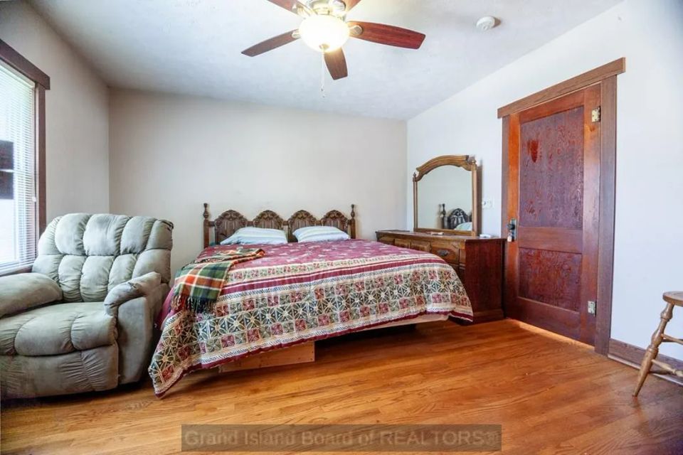 2104 w state st grand island c 7