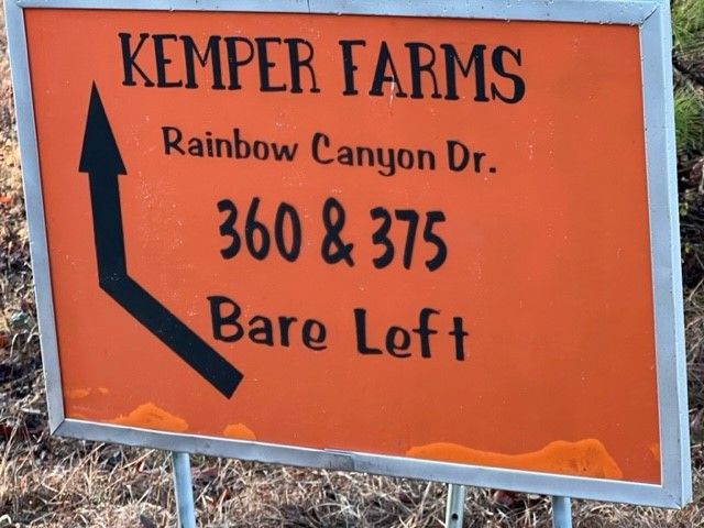 Kemper sign