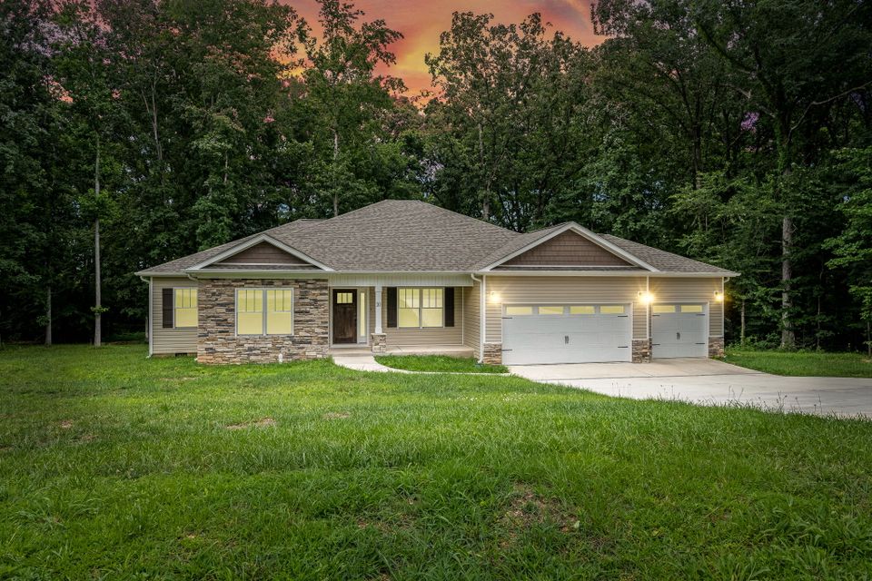 1 web or mls 10 cricket hill rd   clear lens real estate photography 1
