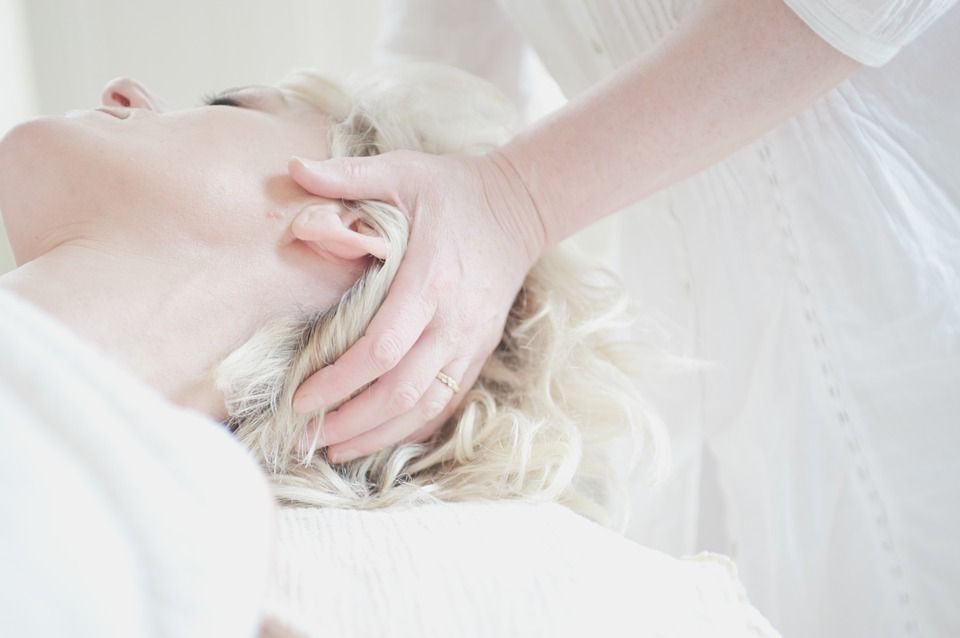 Cranio sacral therapy20180430 16410 1kqmny8