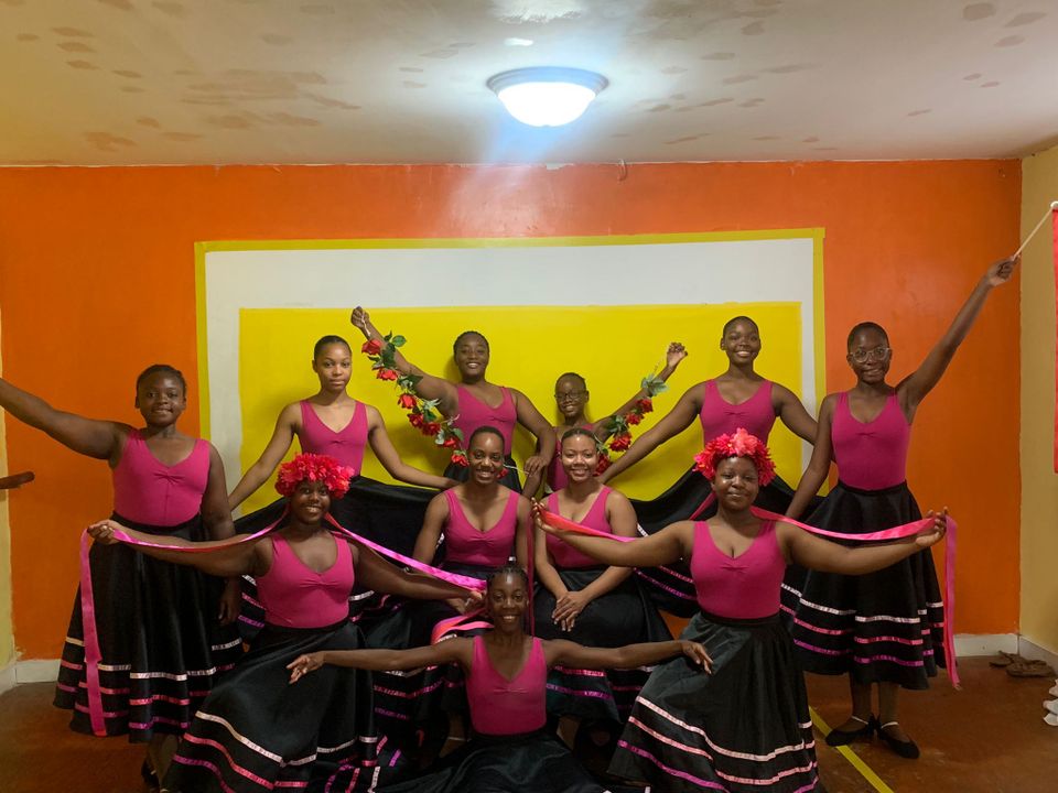 Dancers in pink
