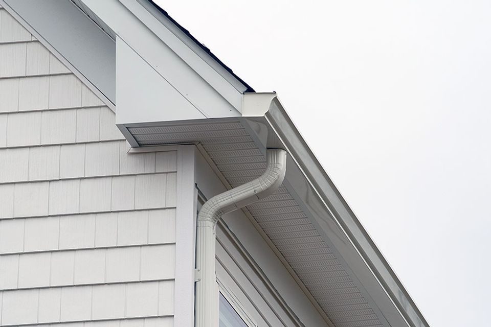 Seamless gutters