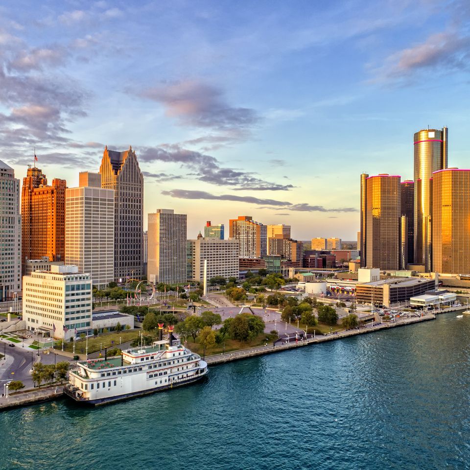 Signature detroit city min