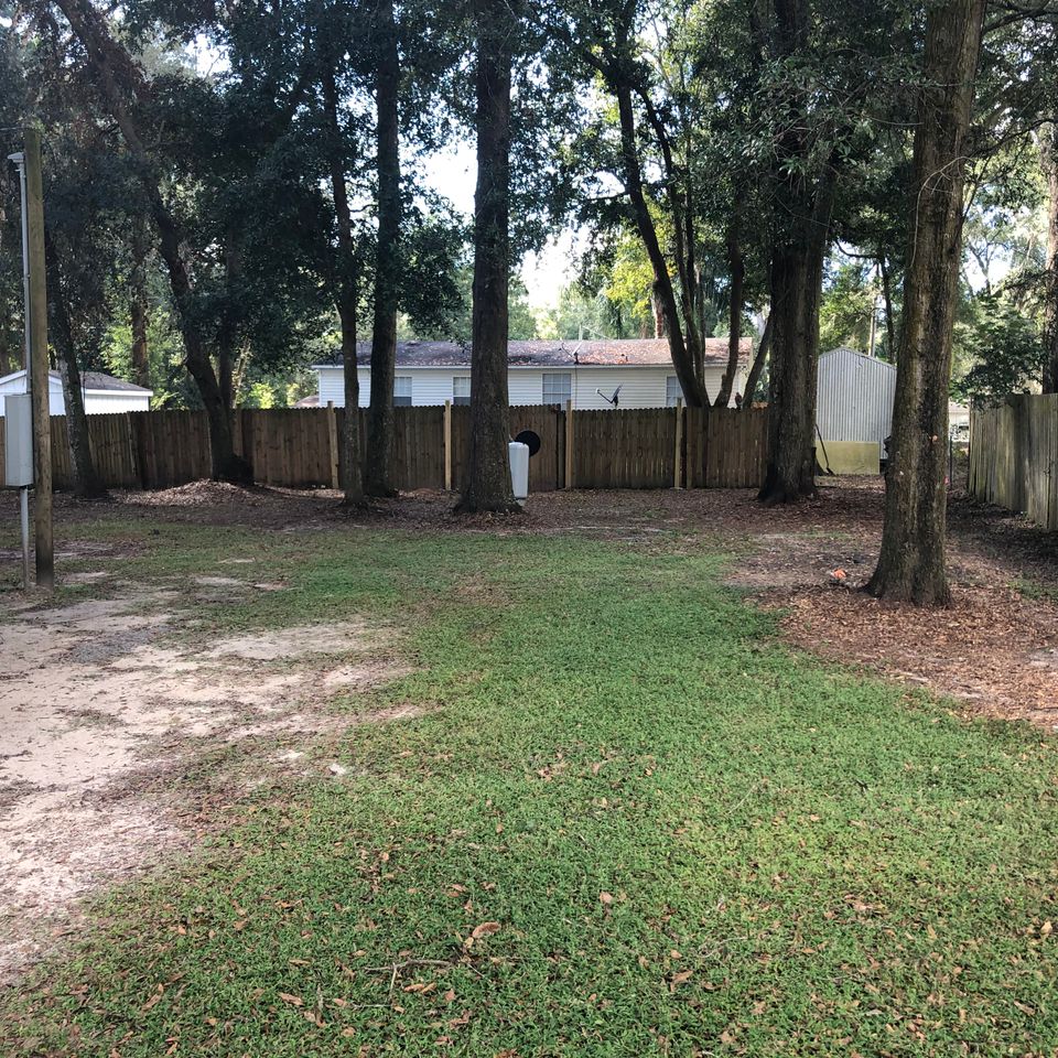 8600 side yard