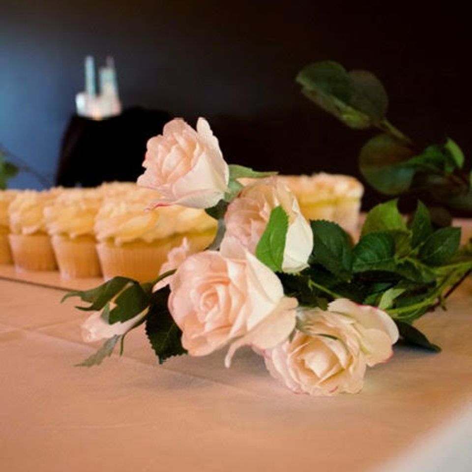 Cake table