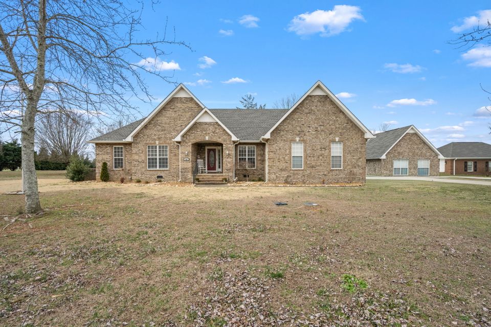 10 web or mls 61 old mill way   clear lens real estate photography 7