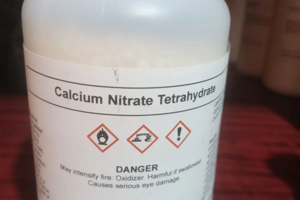Calcium nitrate tetrahydrate original