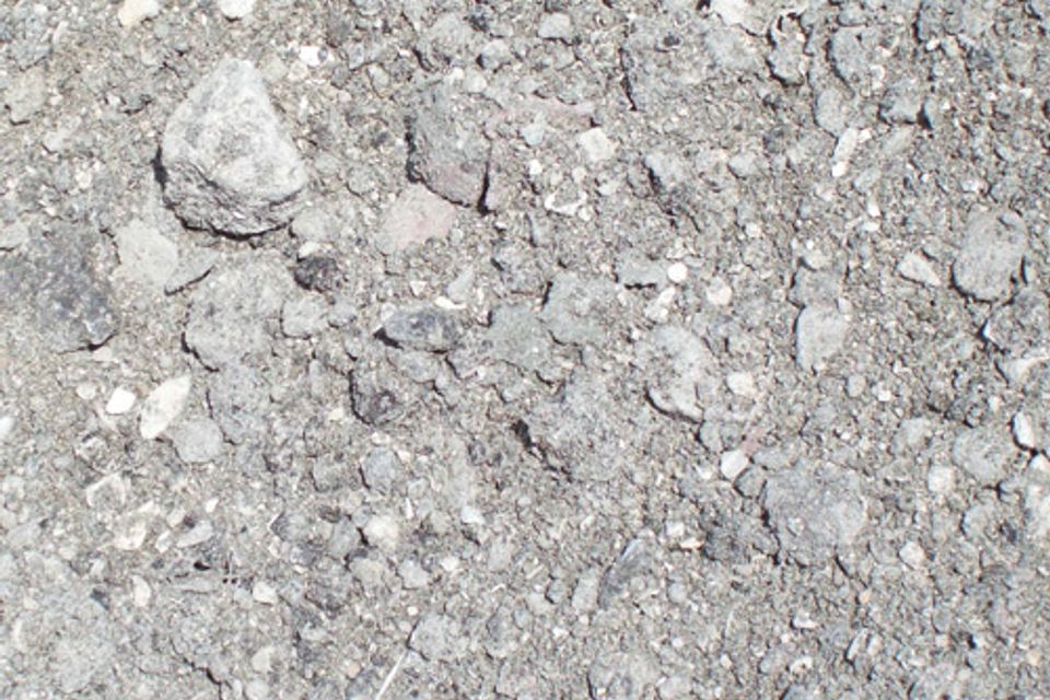 Crushed asphalt