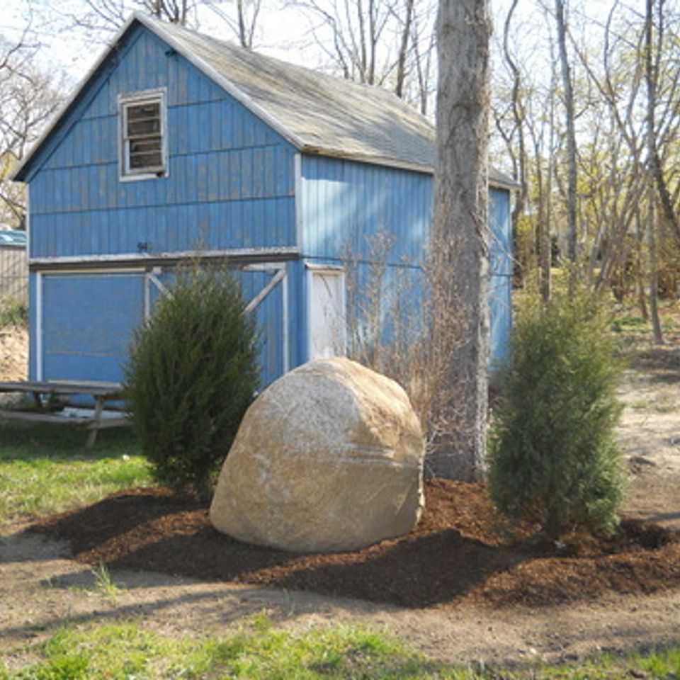 Memorial rock 002