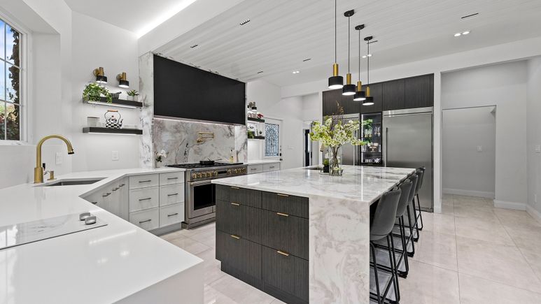 Ultimate kitchens hero 1