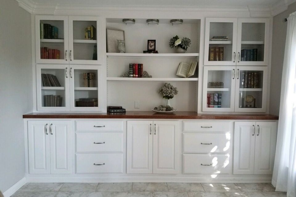 Custom built-ins constructed by Johnson Woodworking in Atlanta, IN