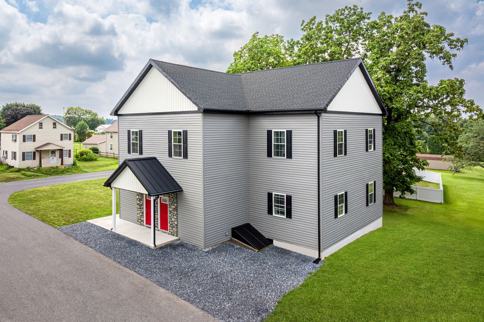 Mt. aetna schoolhouse remodel   retouched (1)