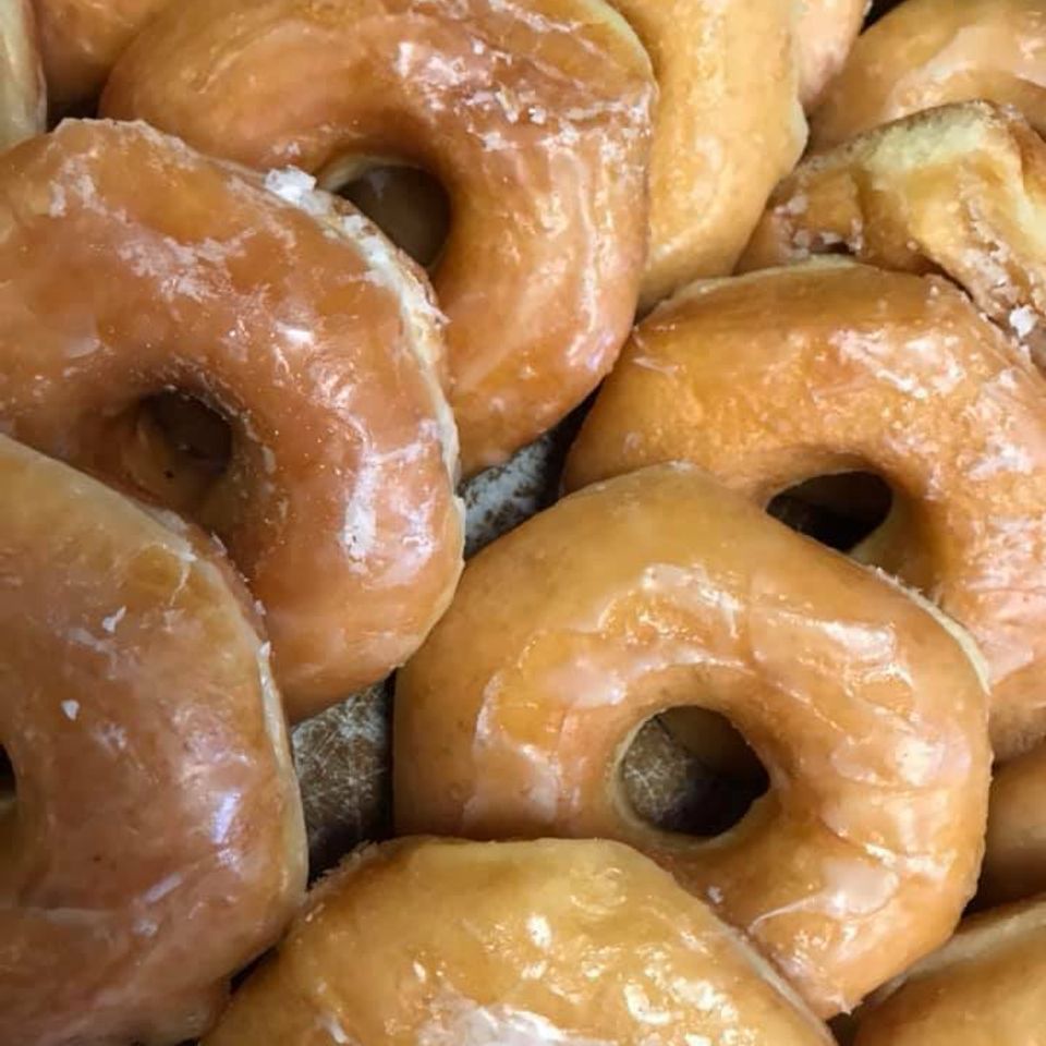 Duke bakery alton donut glazed