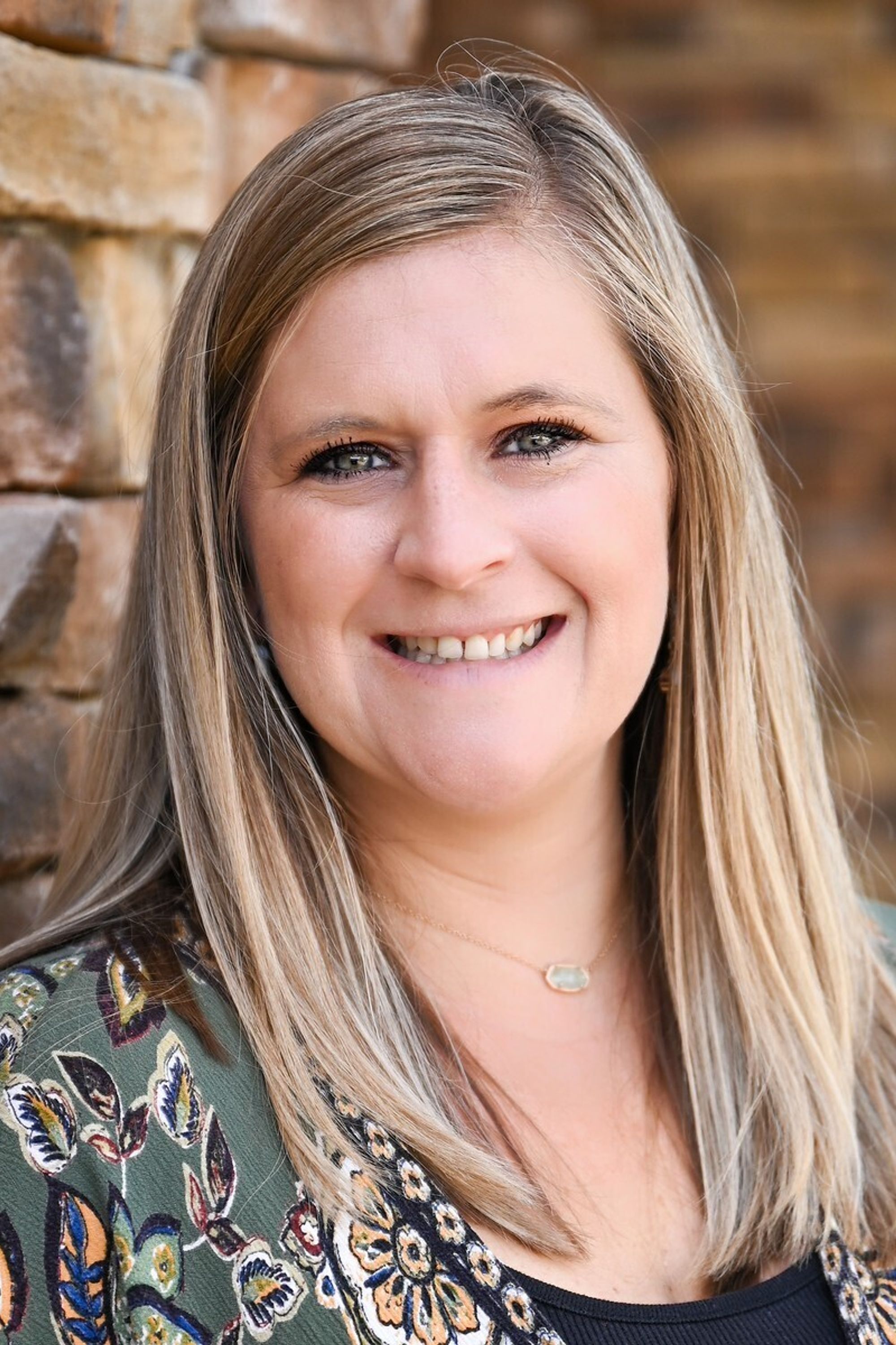 Jennifer mayhew