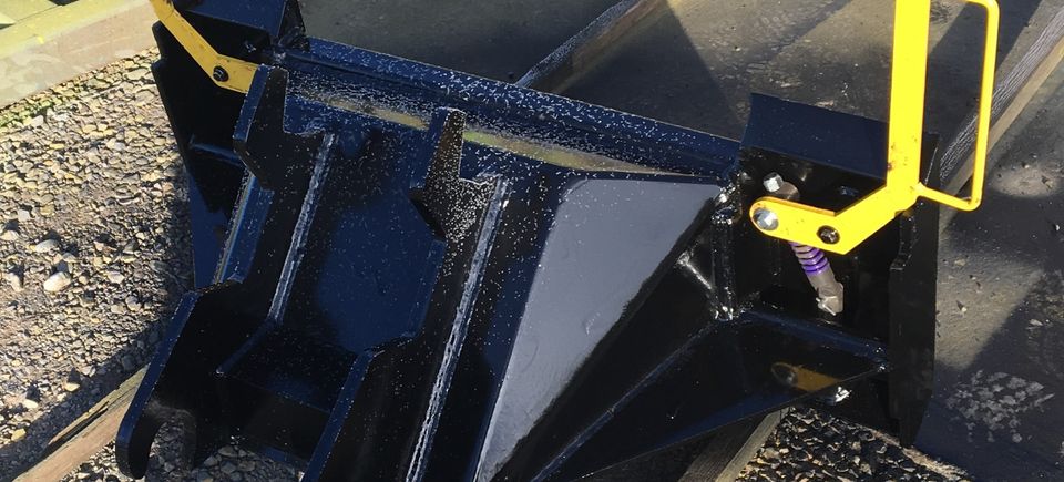 Fence roller adapter 4