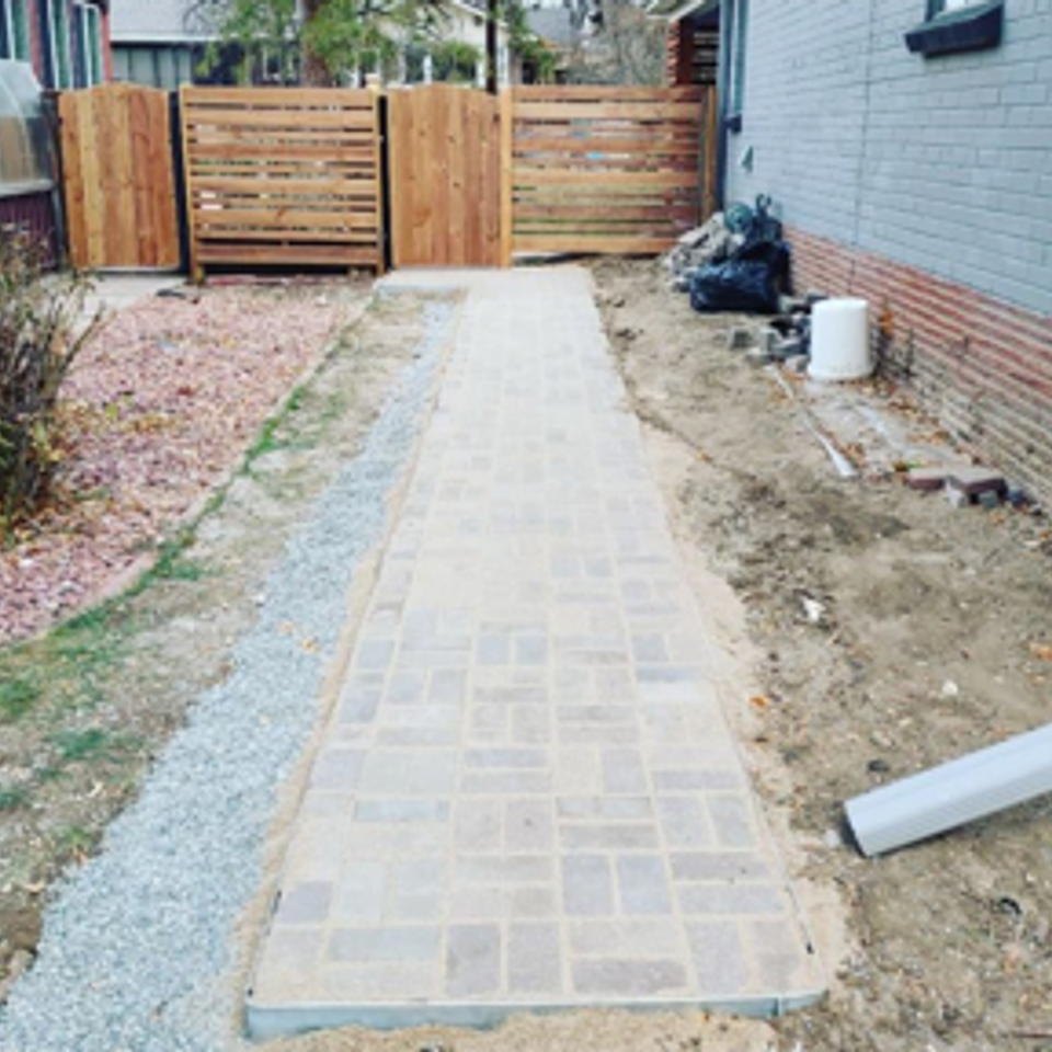 Paver siidewalk installation.
