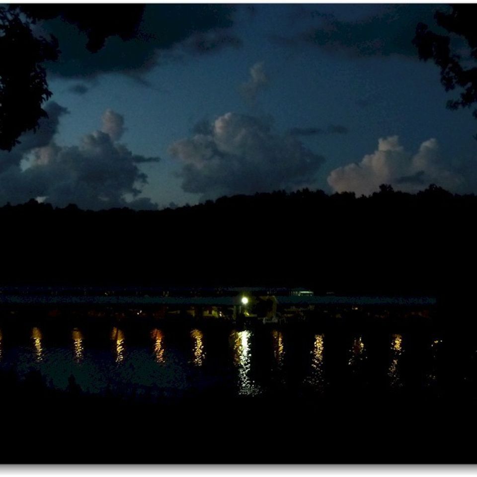 Night time marina large20171024 32194 1nntwpl