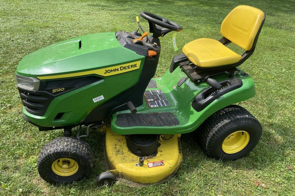 Jd riding mower