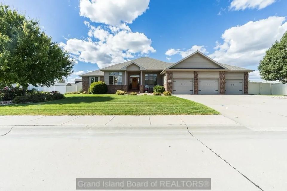 4118 fleetwood rd grand island h 1