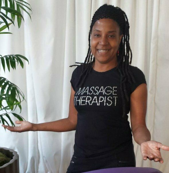 Chair massage discount therapist near me