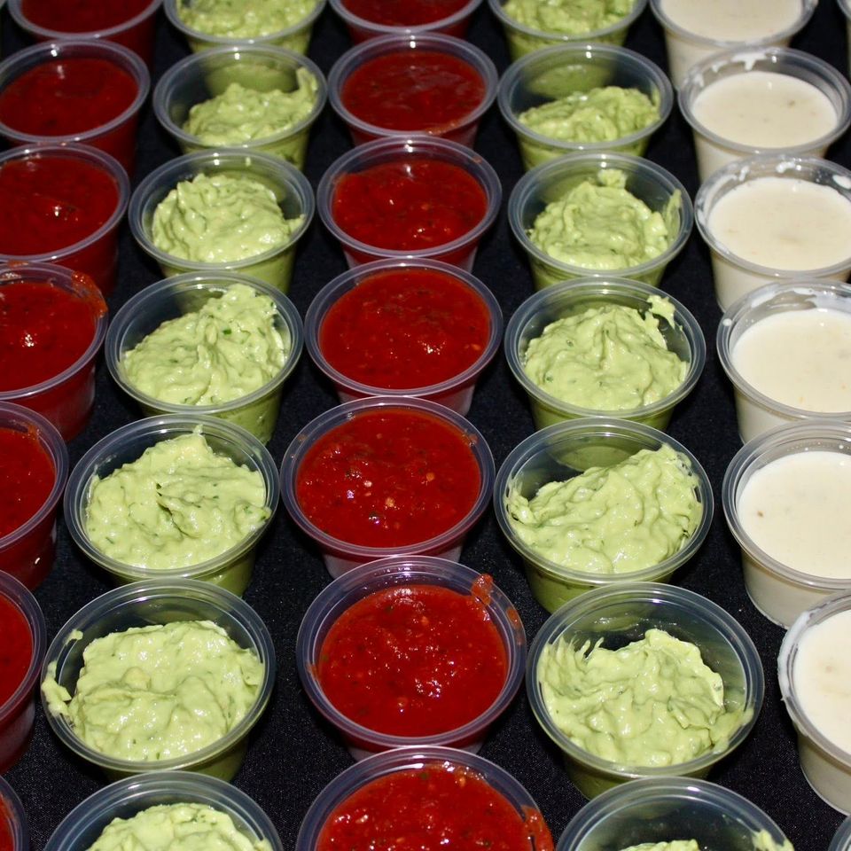 Las trojas wedding catering   salsa  queso  and guacamole