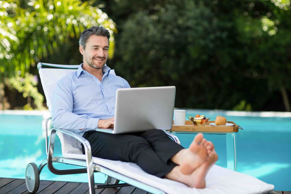 5 reasons why being a directory website owner is a great lifestyle career 