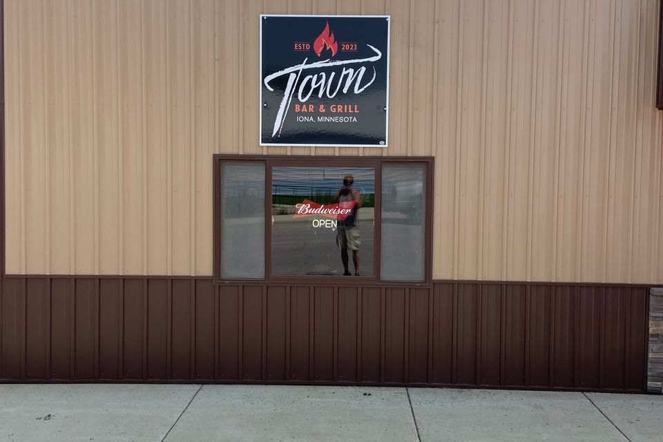 Bandk designs slayton 111