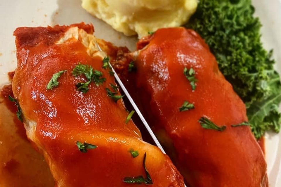 Avenue restaurant and catering 21