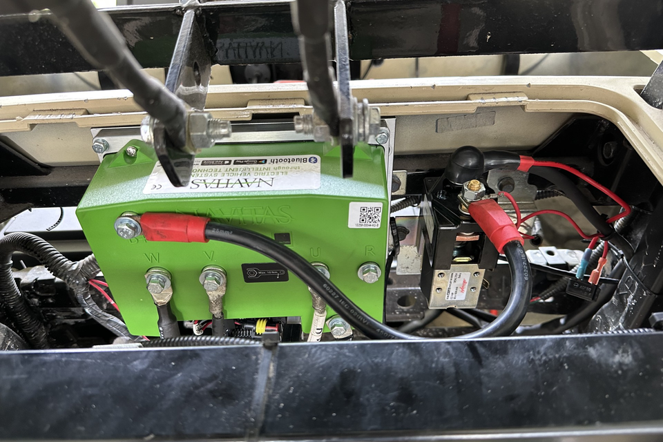 New lithium golf cart battery professionally installed in Kenner, LA by Neighborhood Golf Carts