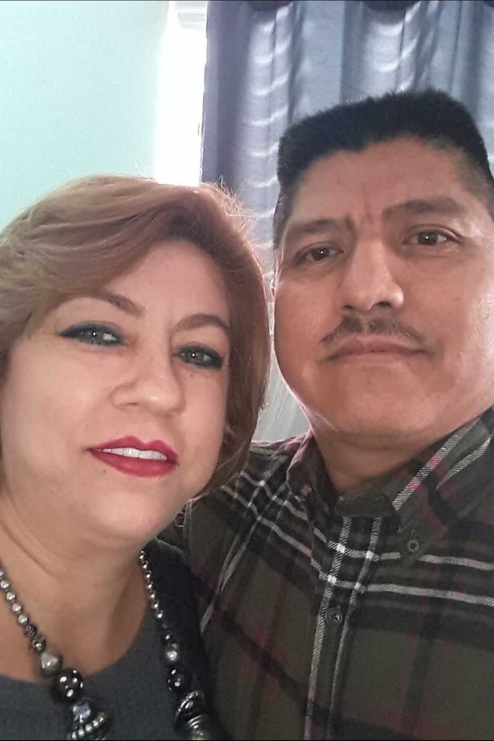 Mr. mrs. jose lara 2