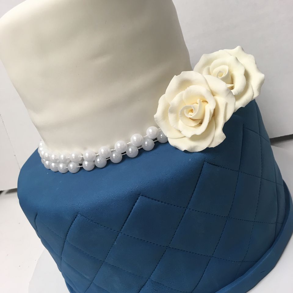 Duke bakery alton wedding cake21