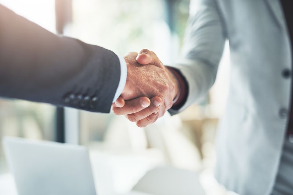Handshake photo