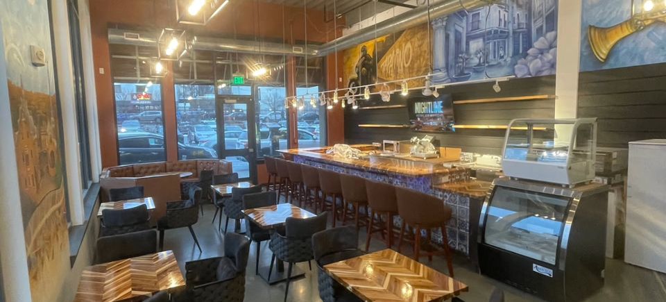 Tapa vino interior shot 1