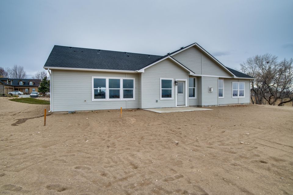 22777 elsie st caldwell 11