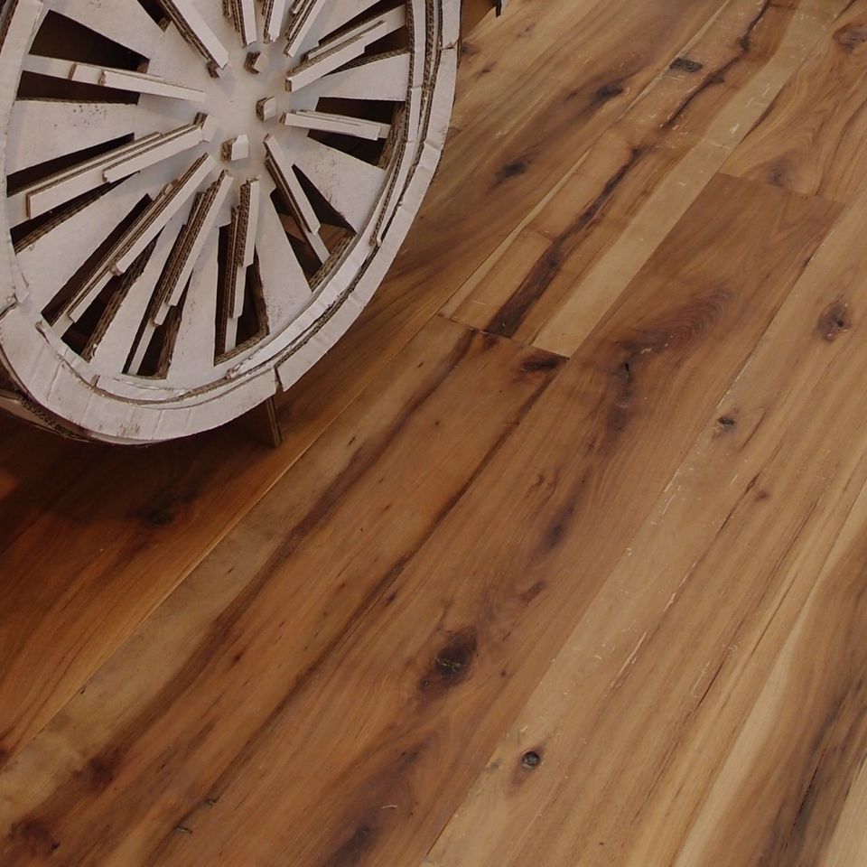 Reclaimed hickory 3