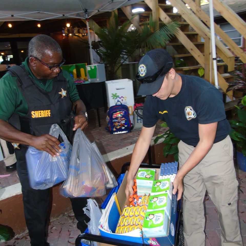  14. depvtg cliff williams volusia sheriff office.   deron tola