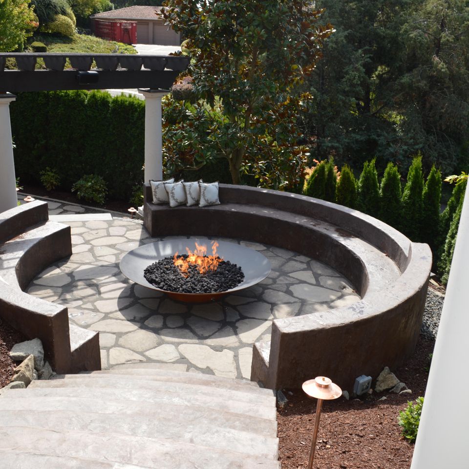 Circular firepit
