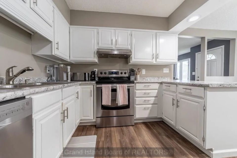 2120 w 11th st a 7