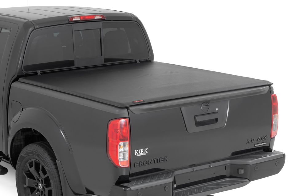 Nissan Frontier bed cover