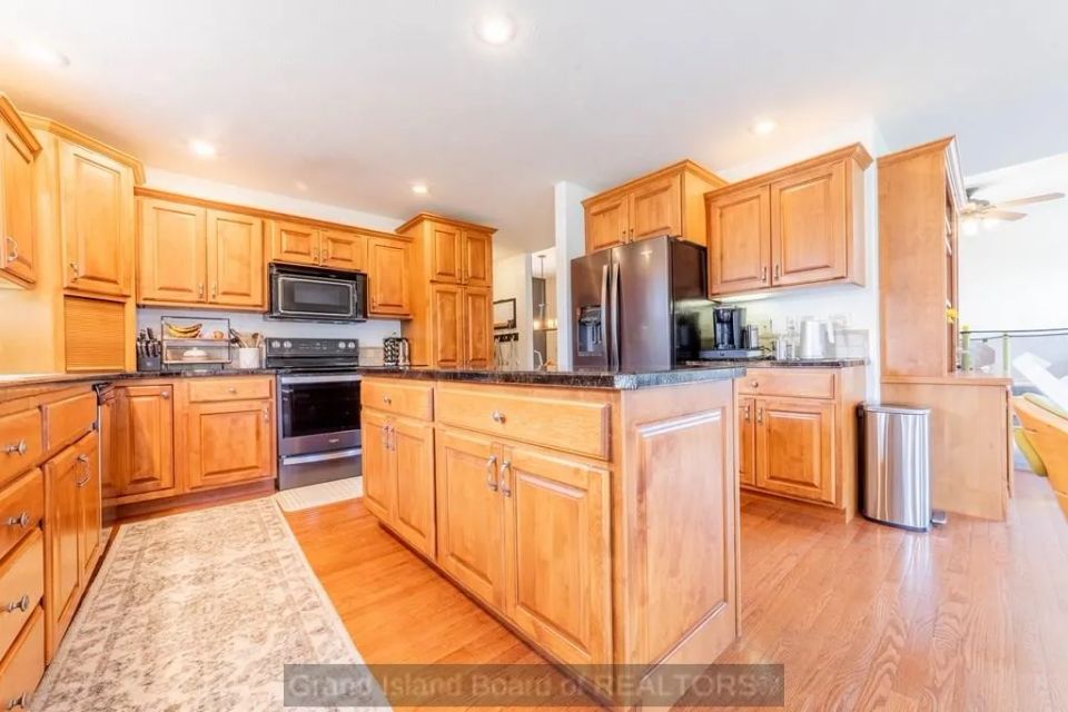4118 fleetwood rd grand island b 6