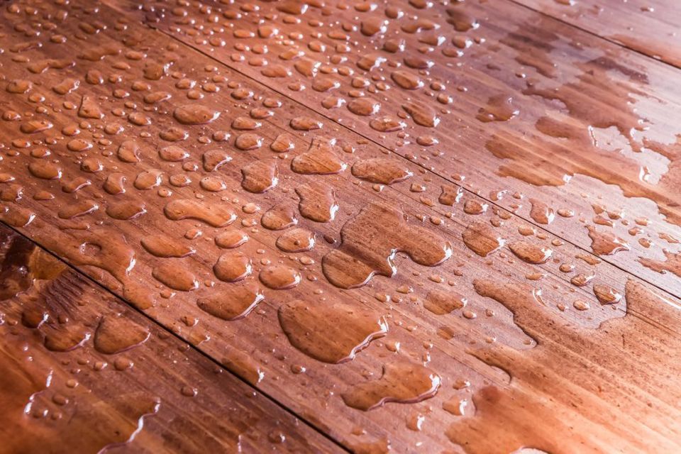Waterproof flooring plank 1024x683