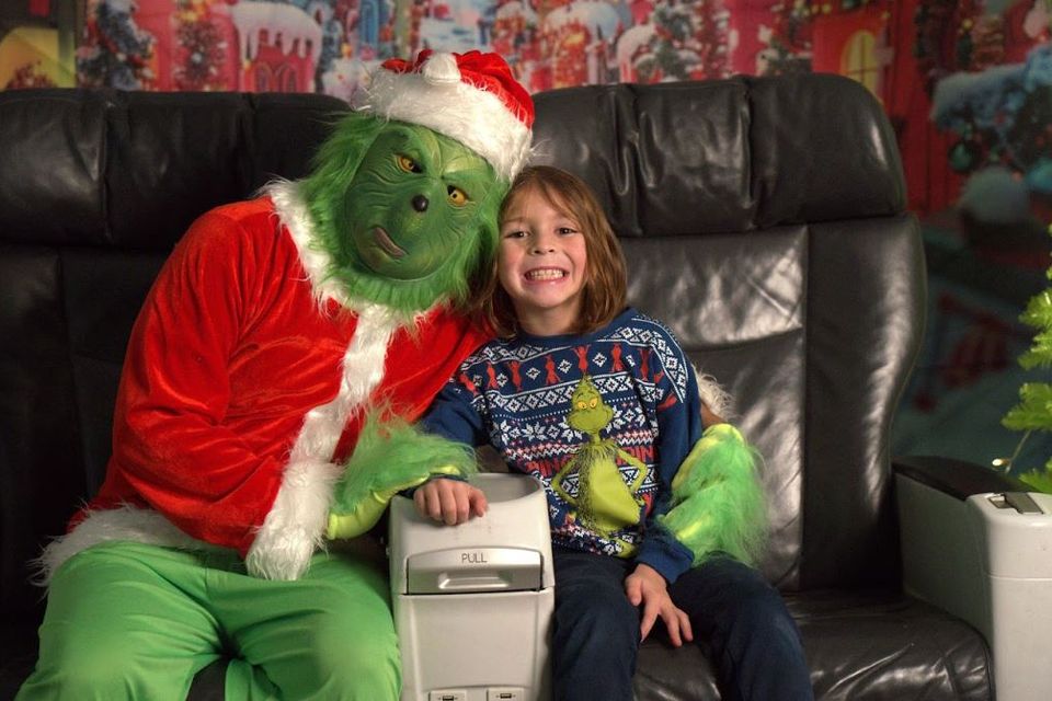 Hud and grinch